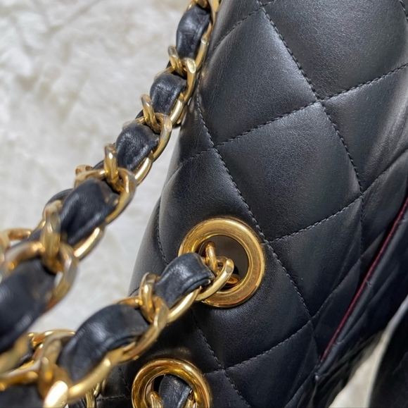 Chanel xl flap - Picture 7 of 17